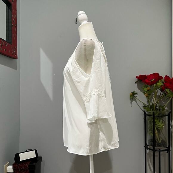 NEW Charming Charlie Longline Flutter Ruffle Cold Shoulder Poet Tunic Top S NWT - Picture 6 of 16